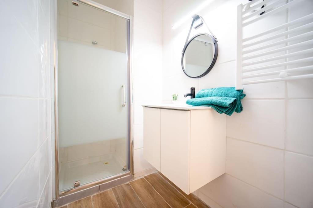 Fully Equiped Wifi Apartment Sleeps 6 Marseille Eksteriør billede